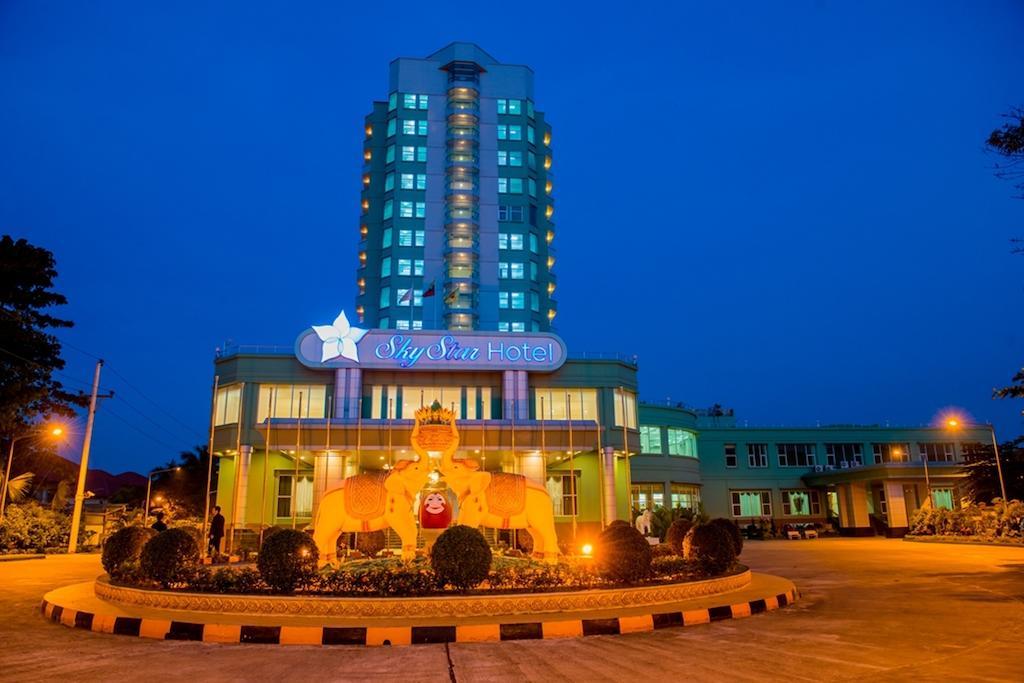 Sky Star Hotel Rangun Zewnętrze zdjęcie