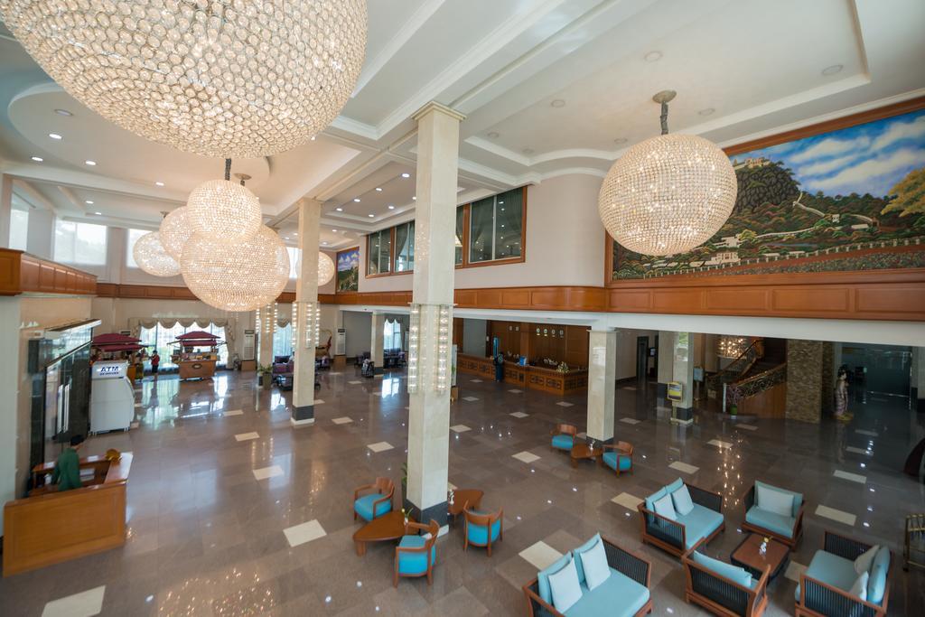 Sky Star Hotel Rangun Zewnętrze zdjęcie